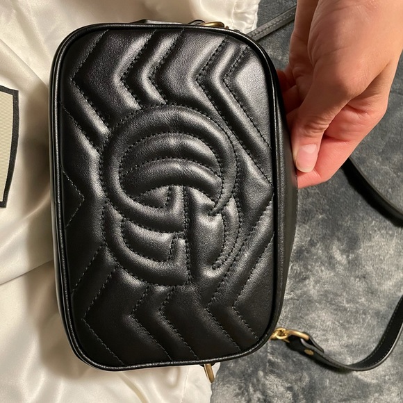 Gucci Marmont Mini - Picture 4 of 7